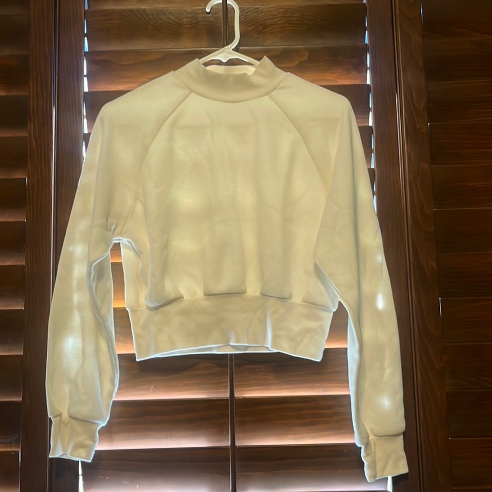 Forever 21 white cropped sweater